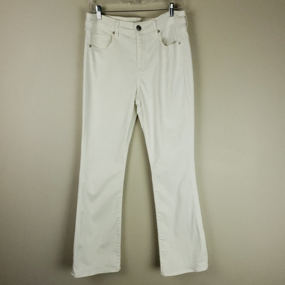 American Eagle Women's White Skinny Kick Super Stretch Jeans NWOT 12 Short